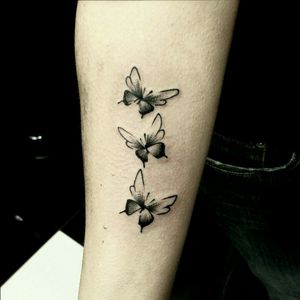 #tattoo#tatt#tattoos#tatts#art#tattooart#tattooartist#artist#tattooer#tattooist#inked#ink#inkedboy#inkedgirl#tattooedboy#tattooedgirl#me#photo#butterfly