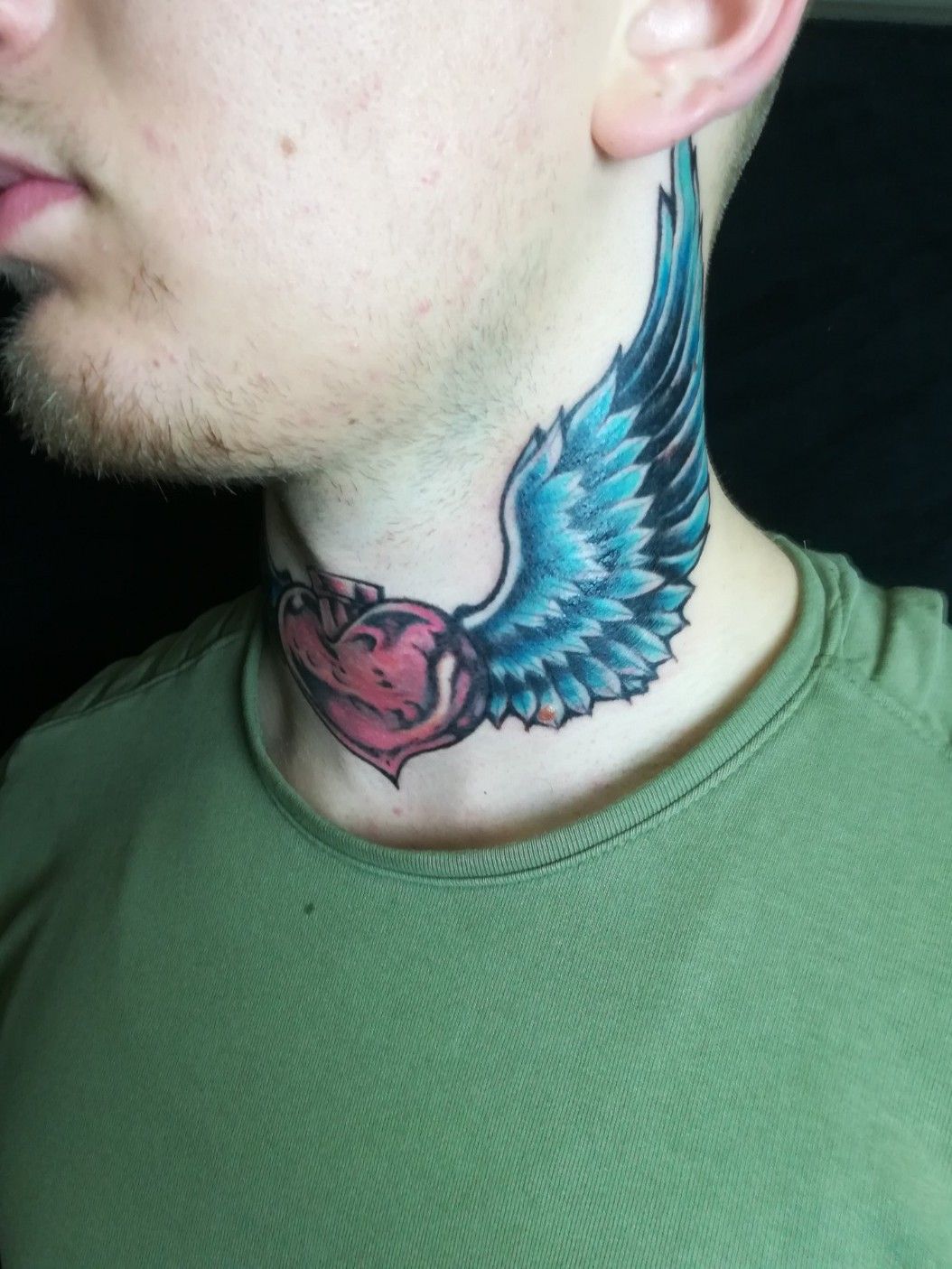Tattoo uploaded by Rongybaba Tattoo Studio • #heart #hearttattoo #wings # wingstattoo #necktattoo • Tattoodo