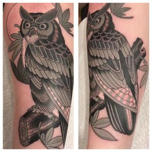 Done by Justin Dunwoody at Eastern Pass Tattoo Co. #owl #blackandgrey #owltatto 