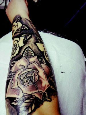 #roses#realistic#blackandwhite#workinprogress#firstsession#inkpower