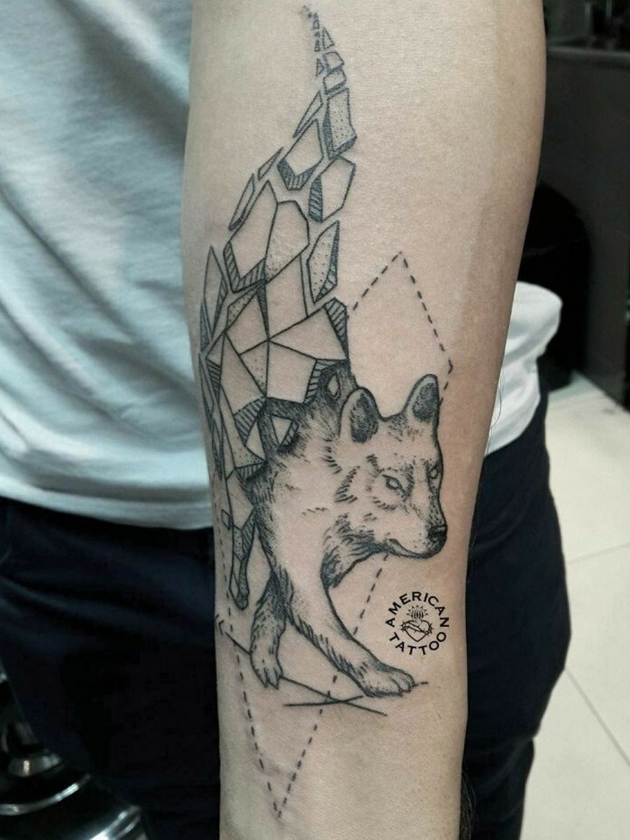 Tattoo uploaded by Yontero • #Black #wolf #geometric #geometrictattoo