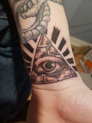 New tatt Illuminati ❤