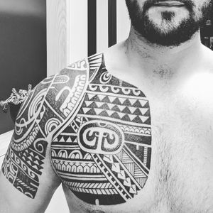 Polynesian style done by Dave Shoemaker #blackwork #BlackworkTattoos #polynesian #polynesiantattoo #PolynesianTattoos 