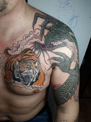 #dragontattoo #freehand #coverup #tigertattoo