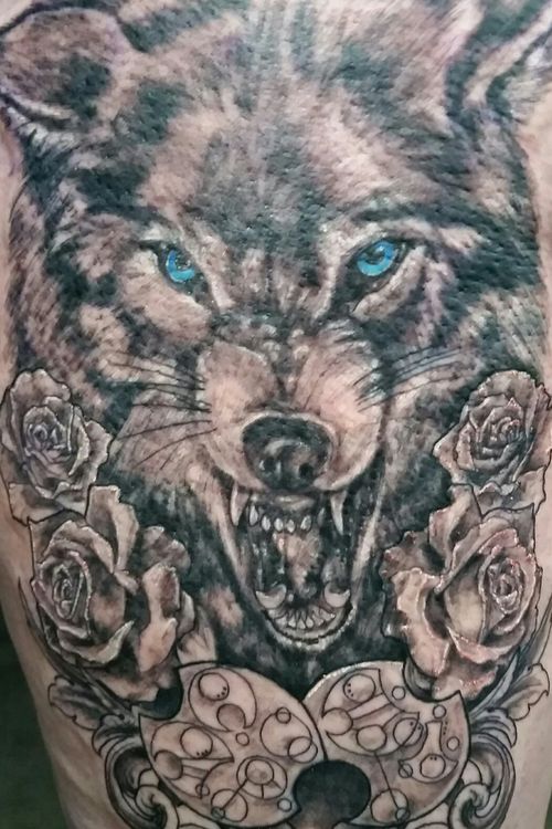 Wolf and Dr Who symbol 