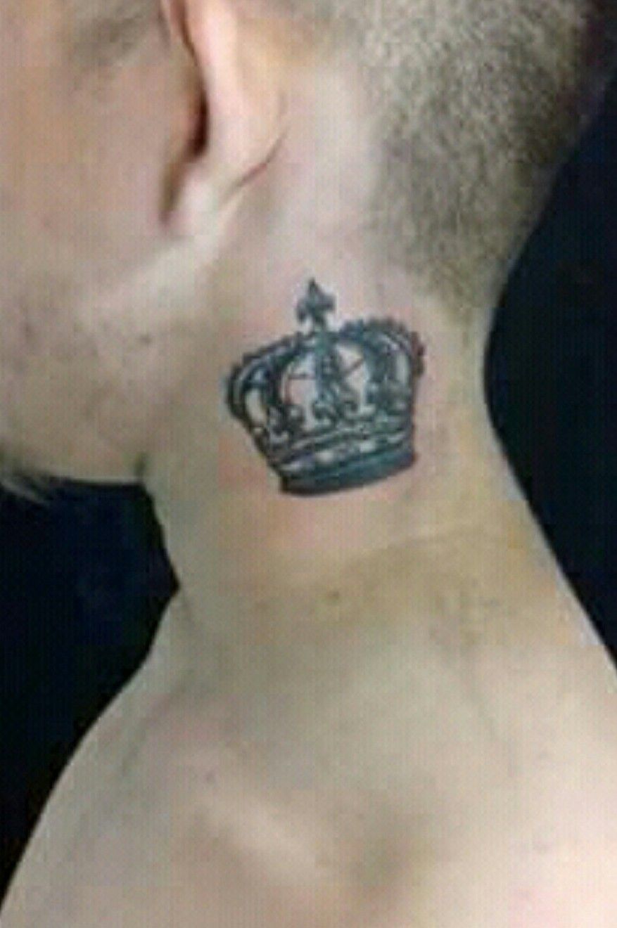 Danny got a bunch of tattoos from me this year And today we did a King of  hearts on his neck Were going to add the Queen on the other  Instagram