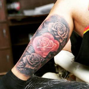 Customize Rose Leg Tattoo(c) Dice Ceballos