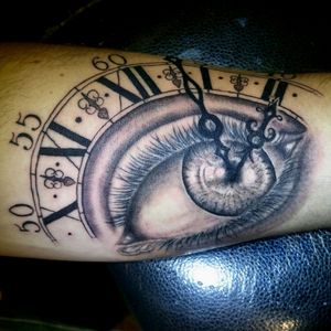 Madd few month ago #realism #realisrictattoo #eye #blackandgrey #blackandgreytattoo #intenzetattooink #zuperblack #bishoprotary #fadetheitch #ink #inked #inkedguy #tattoo #tattooist #tattooartist #artist #france #thomtats7 