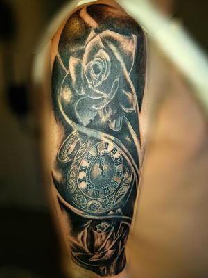 Big cover up with clock and roses 