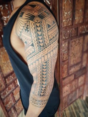 Free hand samoan style#blackworktattoo #maoristyle  #sptattoo  #tattoo #brasiltattoo  #marcosavetattoo #tattoodo #customtattoo  #Otheser  #sacredgeometry  #linework  #dotwork  #blacktattoo