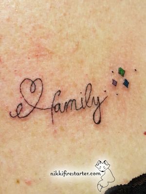 Small family tattoohttp://nikkifirestarter.com#tattoos #texttattoos #familytattoos #linework #ink #family #smalltattoos #minimalisttattoos #apprenticetattoos