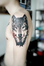 Wolf & rose #blackwork #tattoo #wolftattoo #nguyentattoostudio #dalat #tattoodalat #dalattattoo 