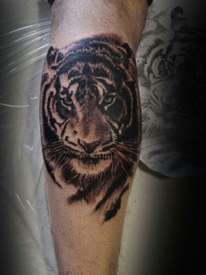Tattoo by LeonHomeStudio