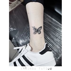 🦋Instagram: @karincatattoo #butterfly #tattoo #tattoos #tattoodesign #tattooartist #tattooer #tattoostudio #tattoolove #tattooart #istanbul #turkey #dövme #dövmeci #design #girl #woman #tattedup #inked 