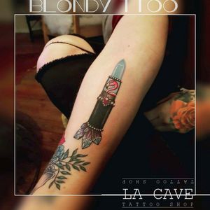 Tattoo by la cave