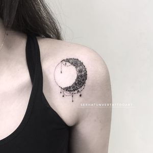 🌙🌙•••#tattoo #tattoos #tattooed #tattoodo #art #ink #inked #minimalist #tattoowork #floraltattoo #moon tattoo #blactattoo #fineline #tattooartist #tattoolove #dövme #dövmesanati #tattooturkey #inkstagram #thebesttattooartist #tattoolove #tattoos_of_instagram #tagforlikes #vscocam #badyart #tattoom #amazingink #instattoo #canakkale #dövmecanakkale #tatteedup #artwork #design #artfido