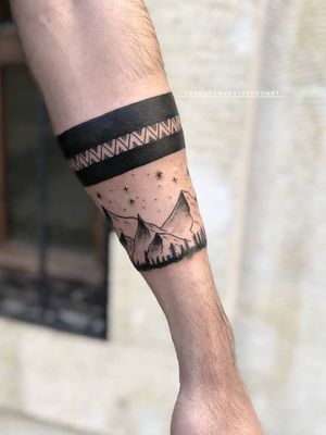 🗻N A T U R E🗻 Band tattoo #tattoo #tattoos #tattooed #tattoodo #art #ink #inked #minimalist #tattoowork #floraltattoo #moon tattoo #blactattoo #fineline #tattooartist #tattoolove #dövme #dövmesanati #tattooturkey #inkstagram #thebesttattooartist #tattoolove #tattoos_of_instagram #tagforlikes #vscocam #badyart #tattoom #amazingink #instattoo #canakkale #dövmecanakkale #tatteedup #artwork #design #artfido