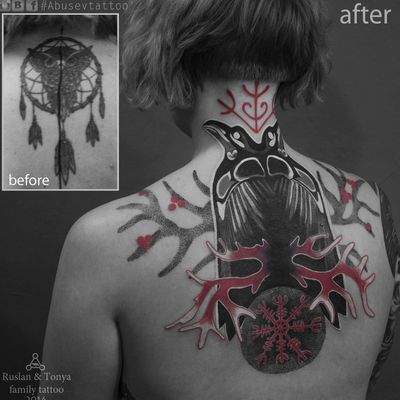 Biografika Abusev Tattoowww.abusevtattoo.com#blackwork #Black #blackandgreytattoo #blackandgrey #CoverUpTattoos #coveruptattoo #coverup  #graphic #graphictattoo #graphictattoos #Ravens #raventattoo #raven 