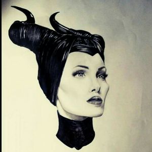 #draw #PortraitRealism #andrea_ruberti #Maleficent 