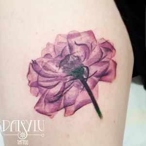 There's no better thing than tattooing flowers
