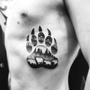 #beartattoo #bear Follow me on Instagram @valchu.tatuajes 