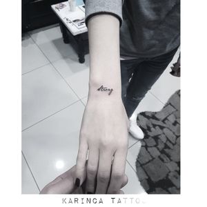 "Strong"Instagram: @karincatattoo #strong #wrist #tattoo #tattoos #tattoodesign #tattooartist #tattooer #tattoostudio #tattoolove #tattooart #istanbul #turkey #dövme #dövmeci #design #girl #woman #tattedup #inked #ink #tattooed #small #minimal #little #tiny 