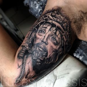 Jesus Christ#tattoo #tattoos #tatuagem #portalegre #ink #inked #tattooartist #lucasdeassis #pilaca #tattooed #art #arte #JesusChrist #tattoodo #blackandgrey 