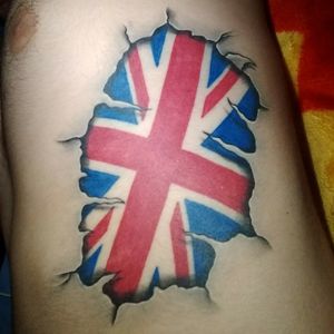🇬🇧 United Kingdom Flag 2 hrs 30min, done in Colombia 30/12/2017 #sketch #colourtattoo #colourrealism #sketchtattoo #colour #flag #patriotism #rippedskin #ribtattoo 