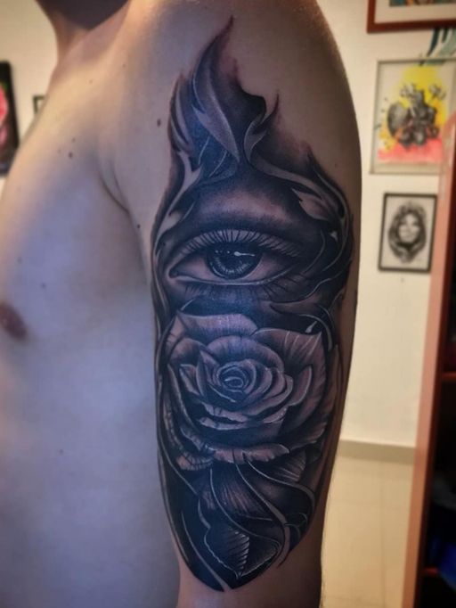 Flash tattoo