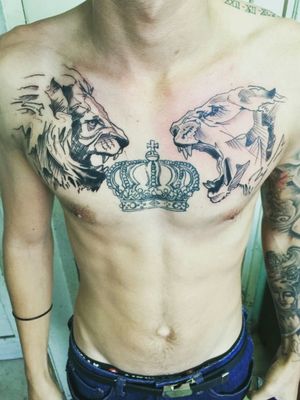 Tattoo pecho leones 