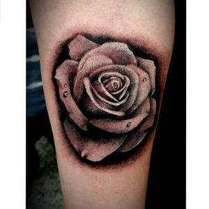 Rose from today #roses #rosetattoo #tattooart #custominktattooing #forearmtattoo 