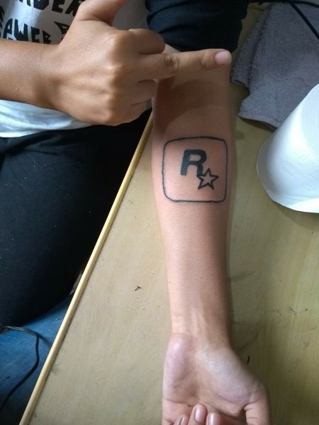 Flash tattoo