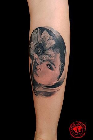 #tattoo #bishoprotary #worldfamousink #tatouagerennes #tatoueur #photo #tattooartist #tatoueurrennes #ink #inked #rennes #bretagne #art #insta #studiotatouage #tattooshop #instatatto #filletatouée #inkedgirl #tattoogirl #france