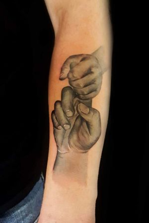 #tattoo #bishoprotary #worldfamousink #tatouagerennes #tatoueur #photo #tattooartist #tatoueurrennes #ink #inked #rennes #bretagne #art #insta #studiotatouage #tattooshop #instatatto #filletatouée #inkedgirl #tattoogirl #france 