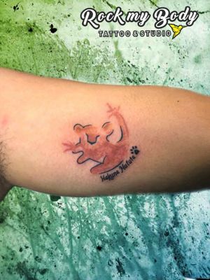 HAKUNA MATATA-SIMBA TATTOO #simba #lionking #hakunamatatatattoo #hakunamatata #tattooart #tattooartist 