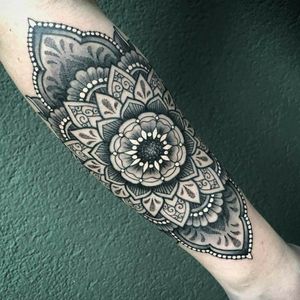 Done by Bertina Rens - Resident Artist @iqtattoo#tat #tatt #tattoo #tattoos #tattooart #tattooartist #blackandgrey #blackandgreytattoo #mandala #mandalatattoo #dotwork #dottworktattoo # amazingink #ink #inked #inkedup #inklife #inklovers #art #bergenopzoom #netherlands 