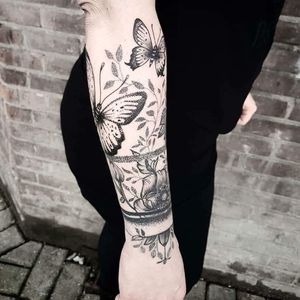 Done by Marieke Bouwman - Resident Artist#tat #tatt #tattoo #tattoos #tattooart #tattooartist #blackandgrey #blackandgreytattoo #butterflytattoo #flowertattoo #dotwork #dotworktattoo #beautifultattoo #ink #inked #inkedup #inklife #inklovers #inkstagram #amazingink #amazingtattoos #instagood #instatattoo #armtattoo #art #gorinchem #netherlands 