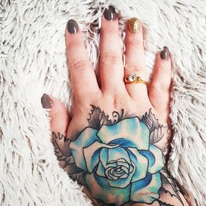 Mye hand tatoo my blue rose 😍