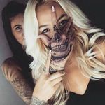 Her hand 😍 Credit to instagram : @janaelsikova @krejci_e #handtattoo #skull #skullhand #blackandgrey #blackandgreytattoo #realistic # 