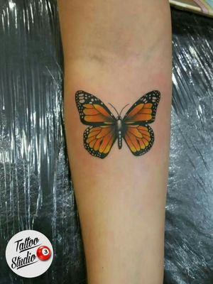 Tattoo feita por Joana Chung 3 Tattoo Studio Rua Ana Barbosa 29 sala 102 Méier - RJ Tel 21 3586-9485 993808510 #3tattoostudio #tattoo #tatuagem #tattoobrasil #tattoorj #meier #riodejaneiro #rj #instatattoo #ink #inked #inkedgirls #tatuagemfeminina #tatuagemdelicada #tattoojá #tattoo2me #pretoesombra #pretoebranco #pretoecinza #joanachung #borboleta #butterfly #tatuagemdeborboleta #butterflytattoo #colors #colorstattoo #tattoocolorida #color #tatuagemcolorida 