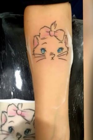 #Tattoo #cat #gato #felina #delicada #ojosazules #dibujo ##color #dynamic #solidink #ink 