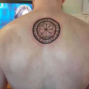 Vegvísir done by a tattoo artist in Iceland #vikingtattoo #blackink 