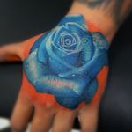  🔥 Horários disponíveis 🔥 🏢Rua Dr. Alfredo Barcelos, 16 - Olaria. ☎️ (21) 98145-2755 💻 guilhermesalles.mct@outlook.com 📩 Direct . . . #tattoo #tattooartist #ink #inked #tattooed #tattooist #tatuagem #rose #rosetattoo #realism #color #colorrealism #photorealism #photorealistic #rose #rosetattoo #hand #handtattoo 