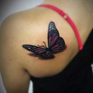 Lil butterfly  tattoo I did #tattoo #tattooart #tattooartist #tattooink #tattoos  #tattooed  #womantattoo #butterflytattoo #ink #inked #inkedmag #inkedup  #amazingtattoos #amazingink #amazingart #colortattoo #realism #RealismTattoos #andreshart