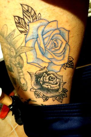 Il mio primo tatuaggio Rose [my first tattoo] #rosestattoo #roses 