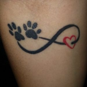 #pets #dogs #infinity #infinitelove #love #blackandredtattoo #paws 