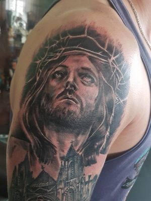 #jesus #JesusChrist #portait #blackandgreytattoo #religioustattoo #realistic 