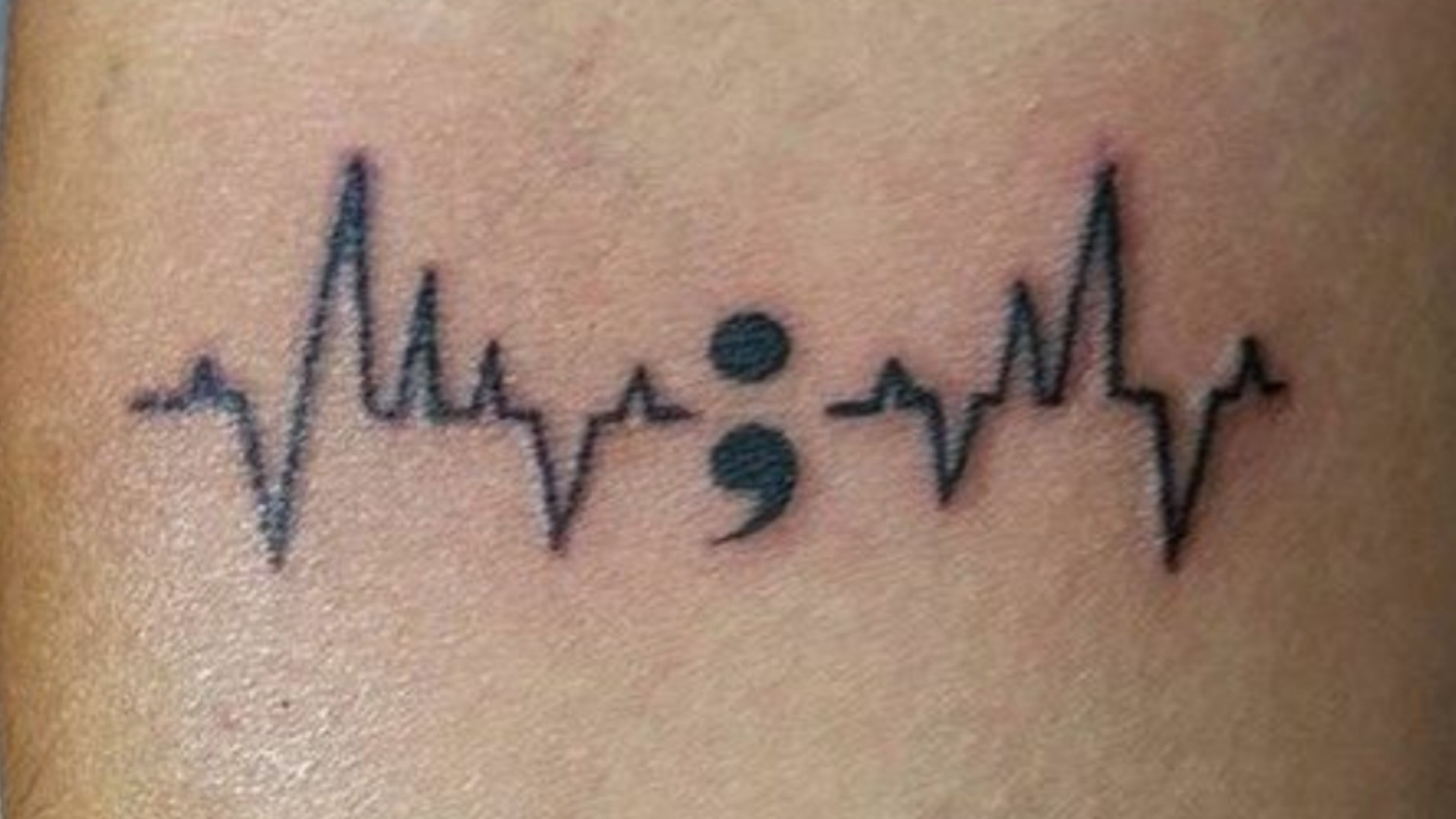 Ali VanSickle on Twitter Tattoo 5  tattoo TattooTuesday  semicolonproject semicolon heartbeat love httptcoPHOyfTONeI  X