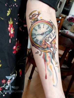 Une montre à gousset dali-watercoloresque et dégoulinante tout comme le temps qui passe pour ma cliente Mirabelle ! Réalisée en guest à Strasbourg. #watch #pocketwatch #time #clock #watchtattoo #pocketwatchtattoo #dali #dalitattoo #watercolor #watercolortattoo #vintage #dripping #paintdrips #forearmtattoo #inked #inkedup #inkedgirls #girlswithtattoos #tattooart #tattooartist #zeldabjj #zeldablackjeanjacques #tatts #tatouage #aquarelle #tattoomagazine #followme