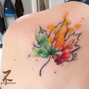 First tattoo of my guest week Gastown Tattoo Parlour Vancouver. Thank you Romina for this symbol of Canada 😍🍁🇨🇦️ Thanks GTP for the nice welcome #maple #mapletree #mapleleaf #mapleleaftattoo #watercolor #seasons #redleaf #greenleaf #yellowleaf #colorfullife #watercolortattoo #tattooart #tattooartist #tatts #tattoovancouver #guestartist #femininetattoo #shoulderblade #shouldertattoo #zeldabjj #zeldablackjeanjacques #colortattoo #aquarelle #tatouageaquarelle